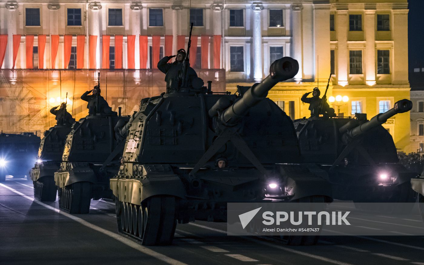 Victory Day parade rehearsal in St. Petersburg