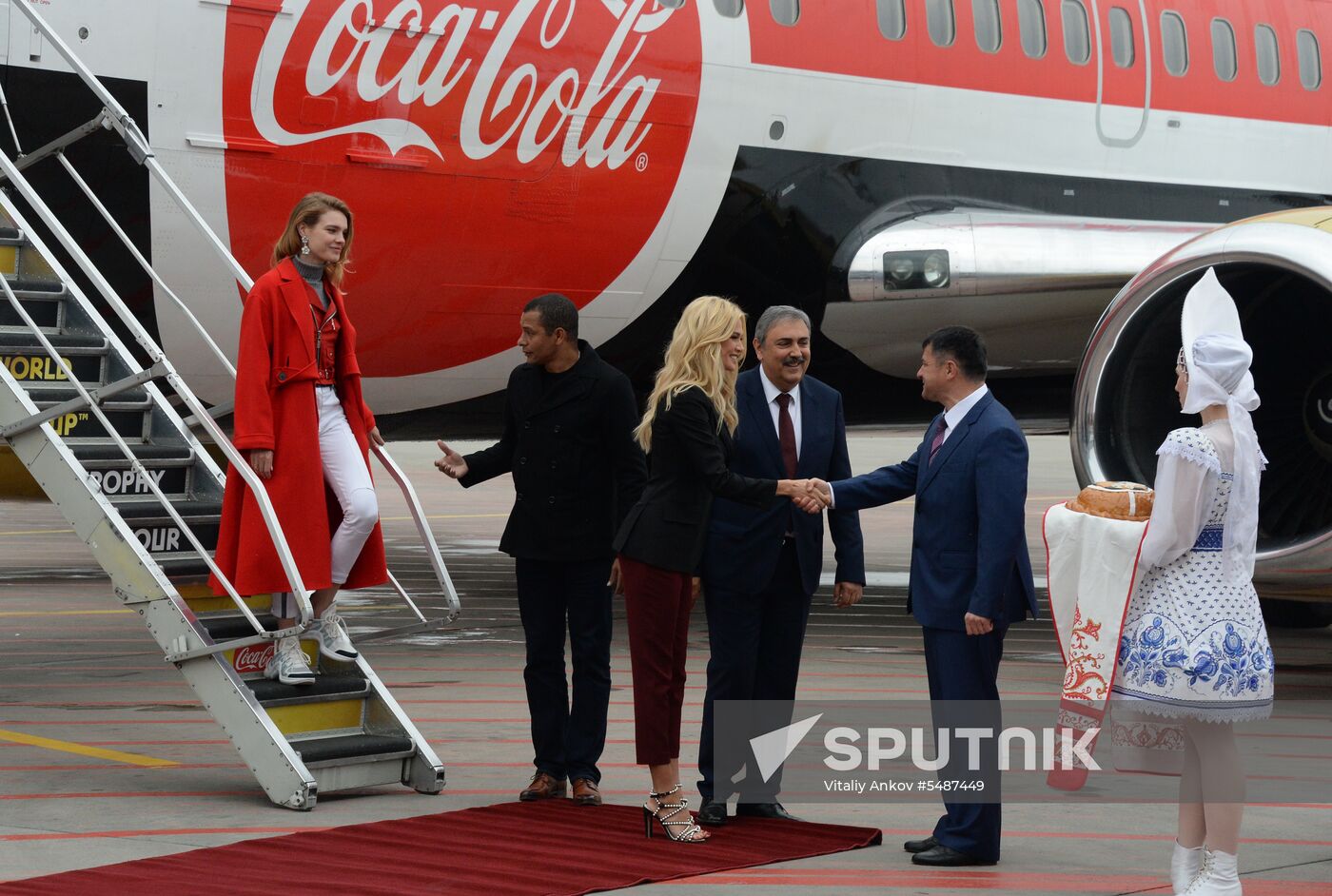 2018 World Cup Trophy on display in Vladivostok