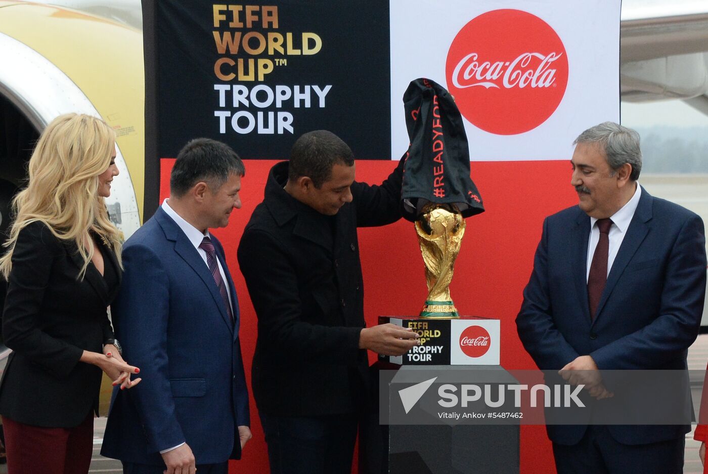 2018 World Cup Trophy on display in Vladivostok