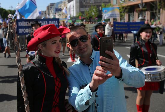 Labor Day rallies abroad