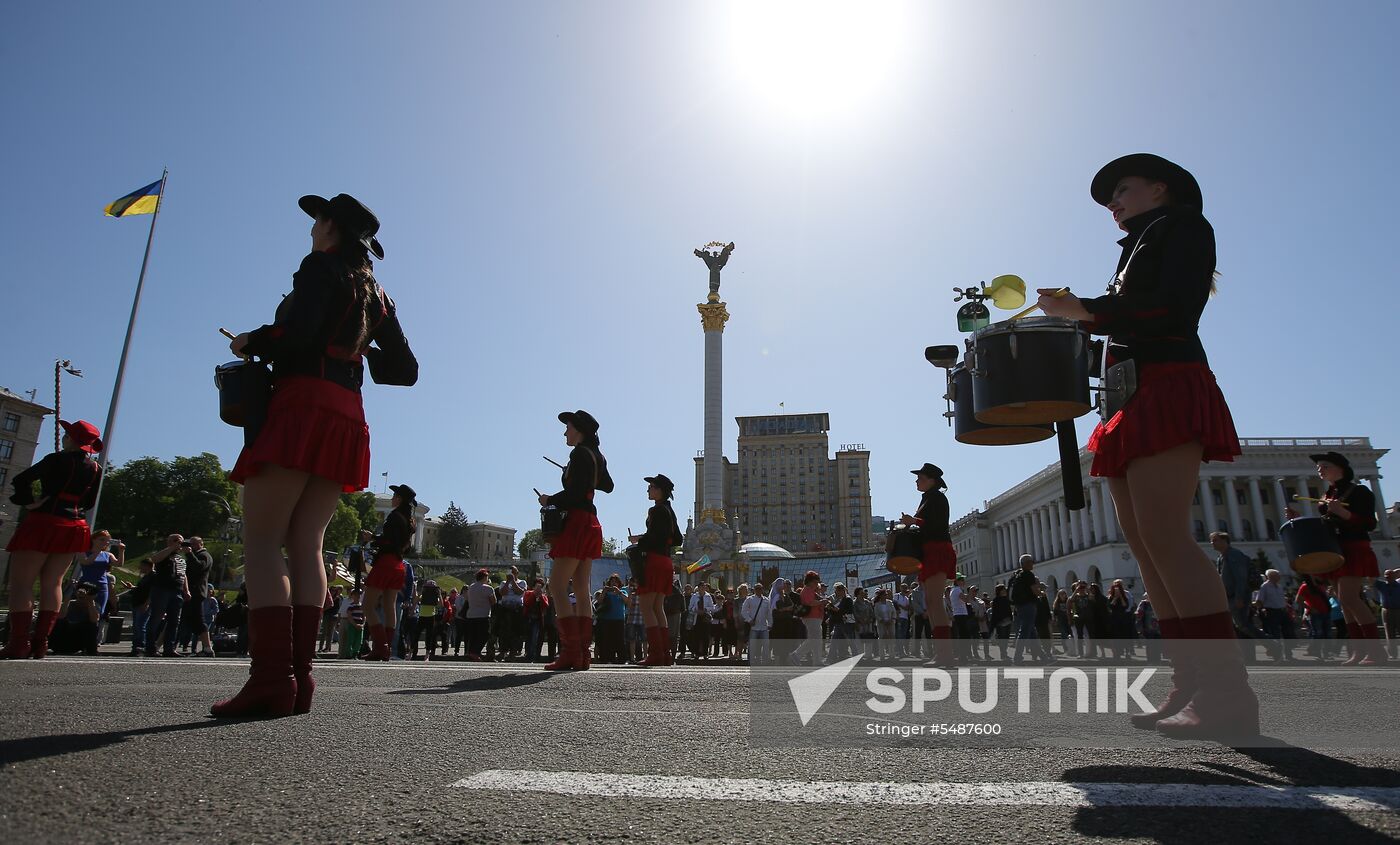 Labor Day rallies abroad