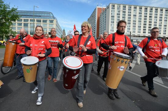 Labor Day rallies abroad
