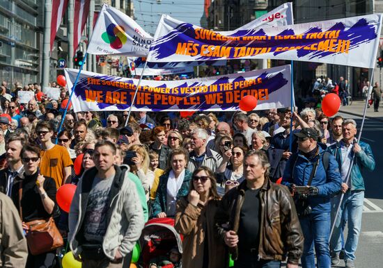 Labor Day rallies abroad