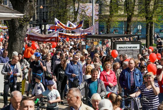 Labor Day rallies abroad