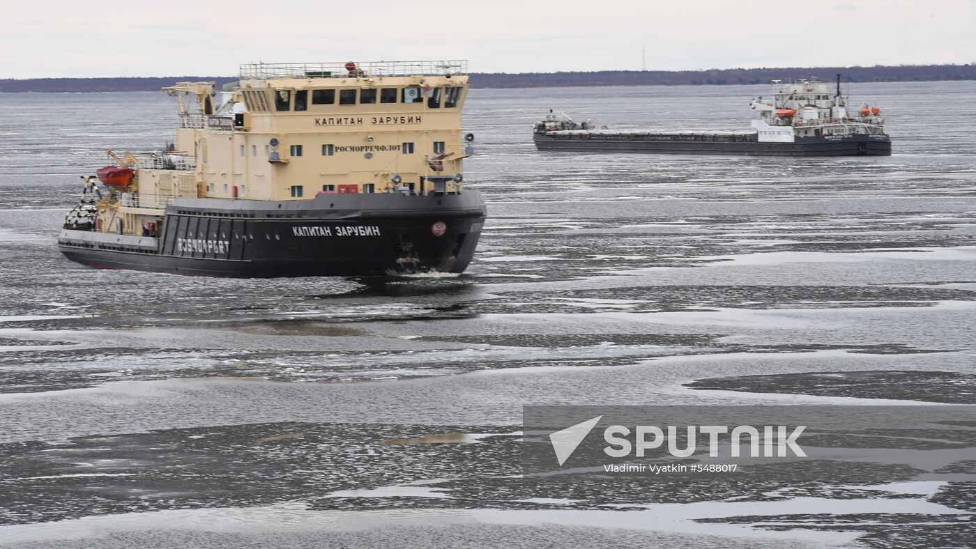 Navigation in Volga-Baltic Waterway