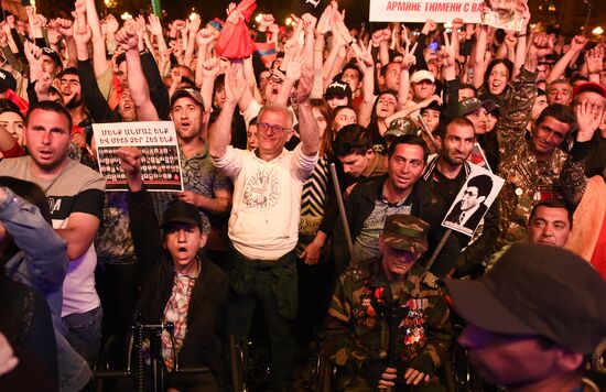 Opposition supporters' rally after Armenia Prime Minister's election