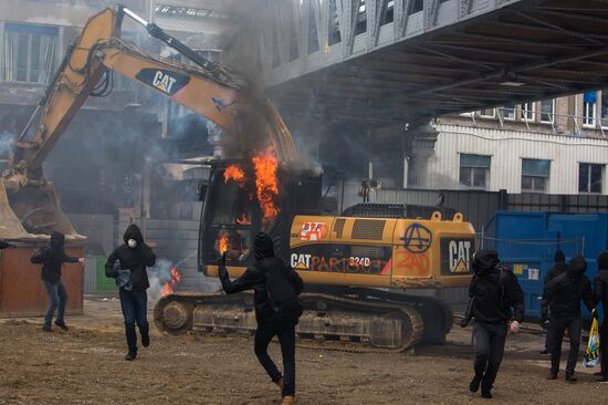 May Day rally brings unrest in Paris