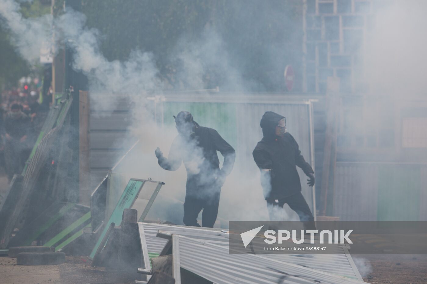 May Day rally brings unrest in Paris