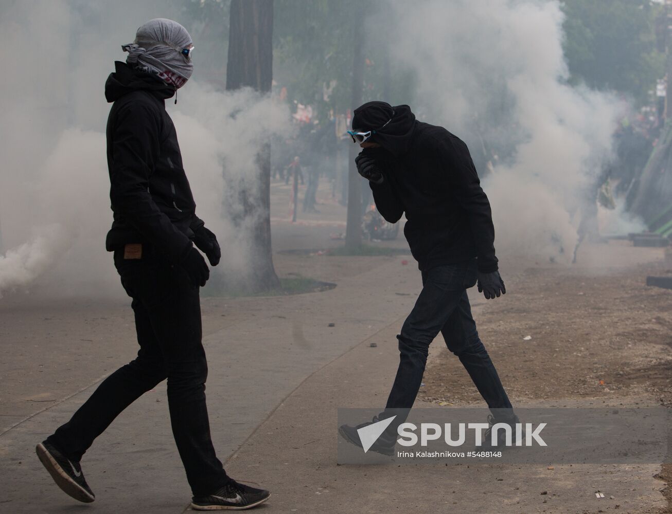 May Day rally brings unrest in Paris