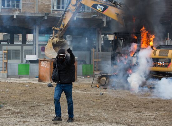May Day rally brings unrest in Paris