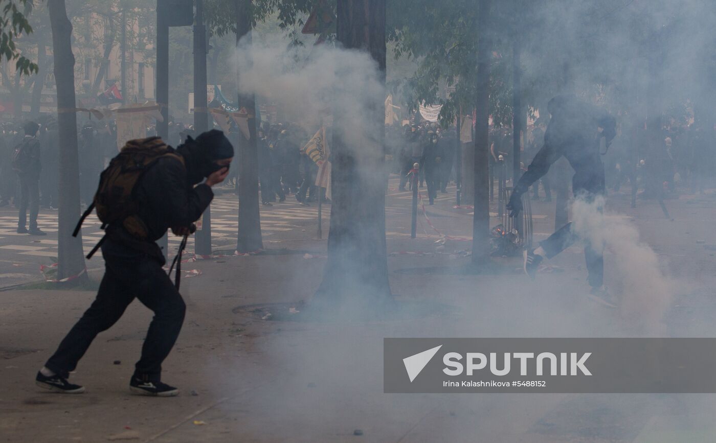 May Day rally brings unrest in Paris