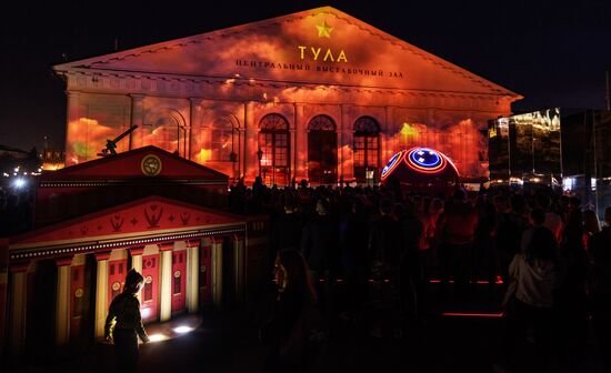 Manege Central Exhibition Hall to go bright with light show on May 9 in Moscow
