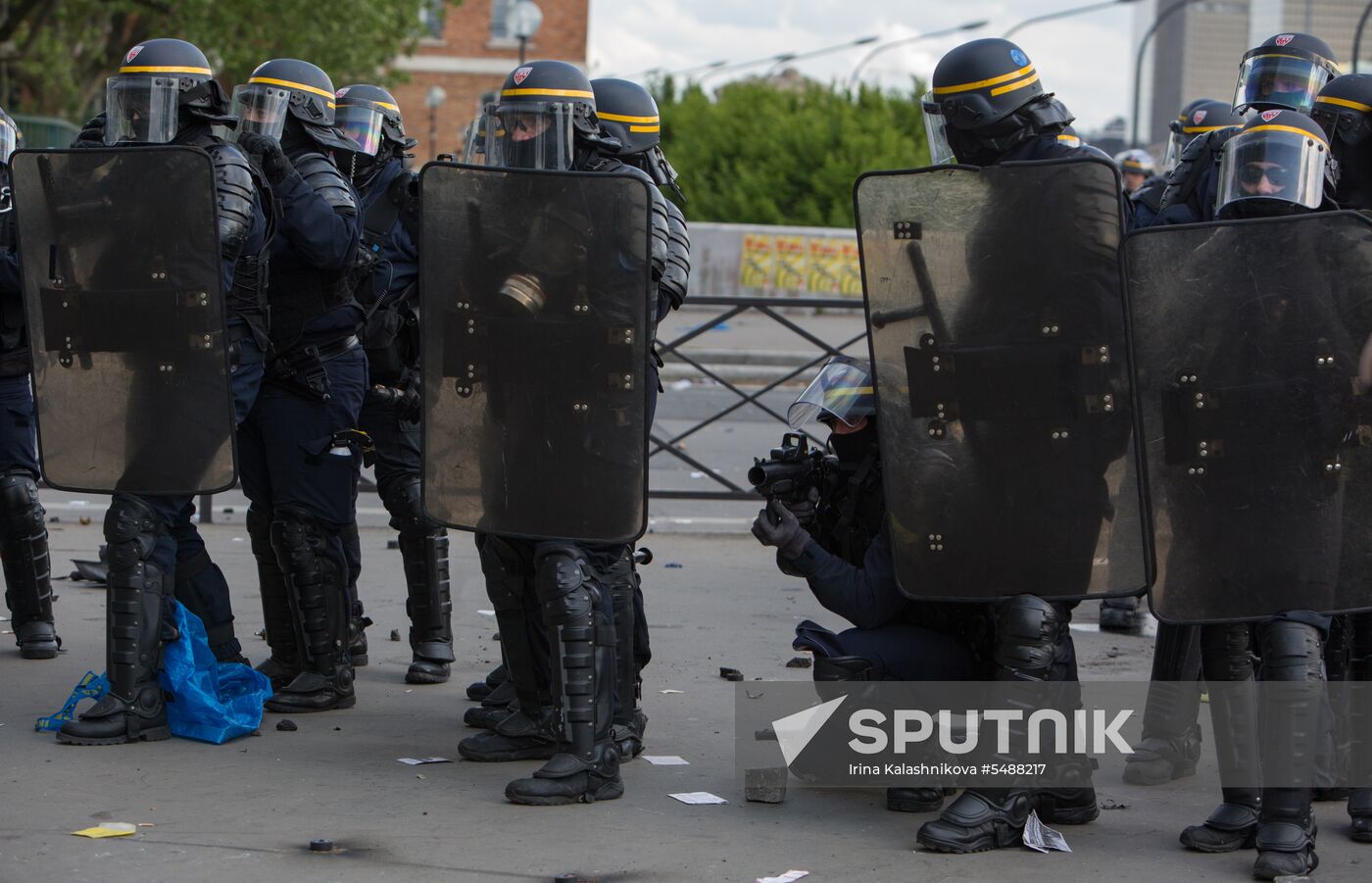 May Day rally brings unrest in Paris