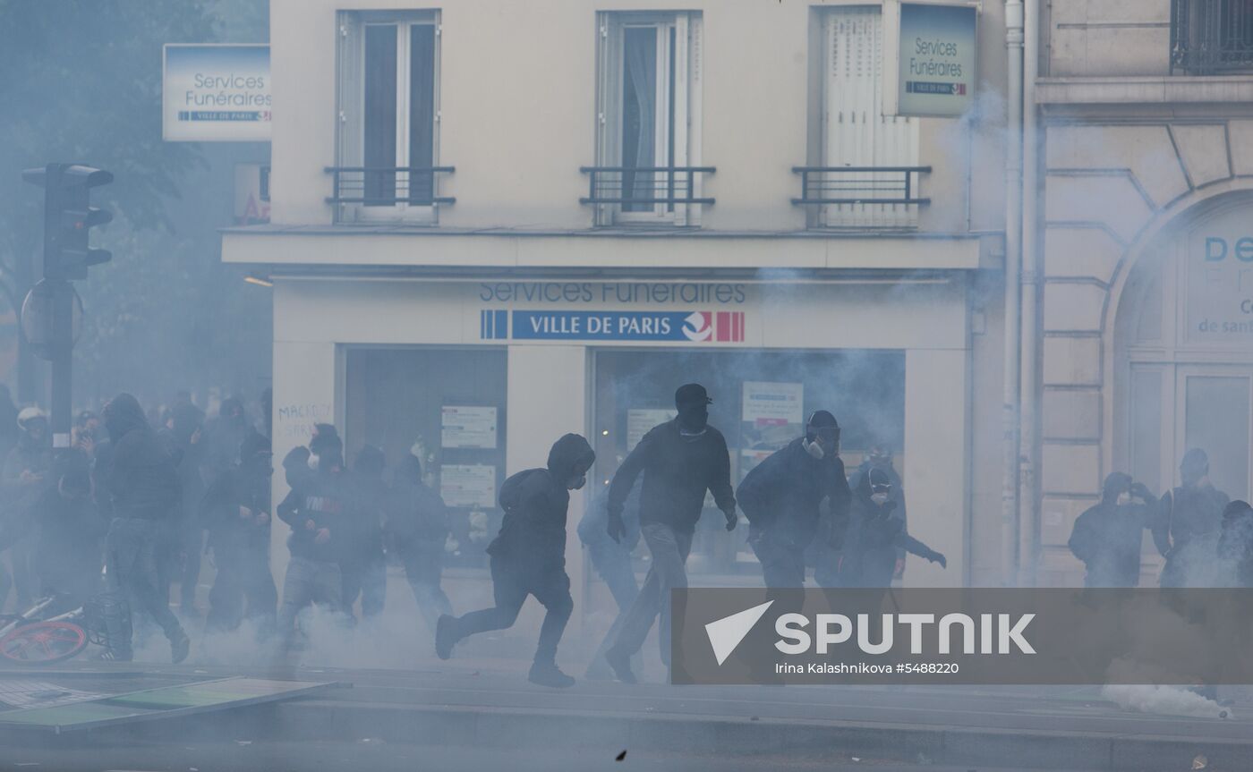May Day rally brings unrest in Paris