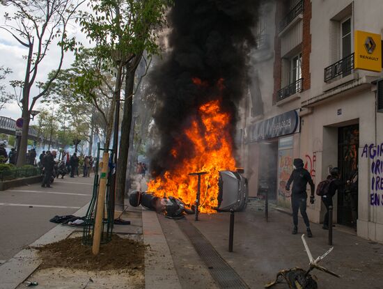 May Day rally brings unrest in Paris