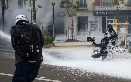 May Day rally brings unrest in Paris