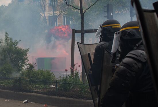 May Day rally brings unrest in Paris