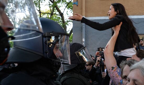 May Day rally brings unrest in Berlin
