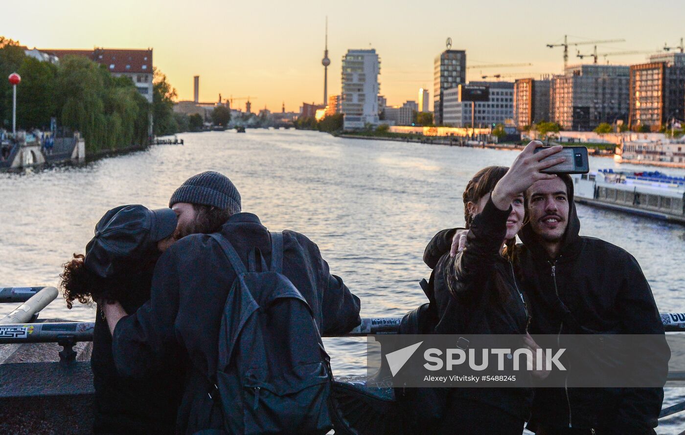May Day rally brings unrest in Berlin