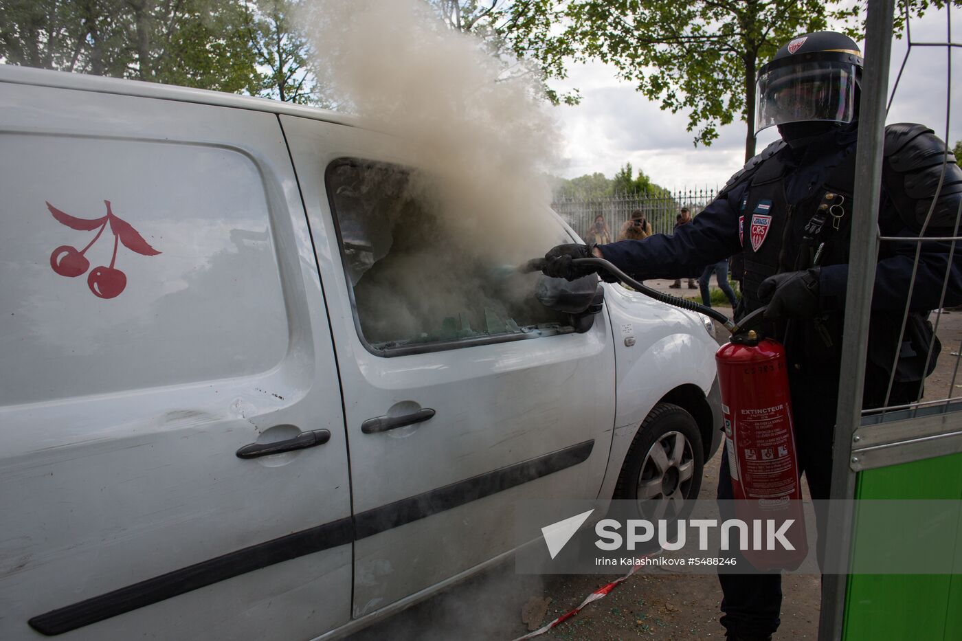 May Day rally brings unrest in Paris