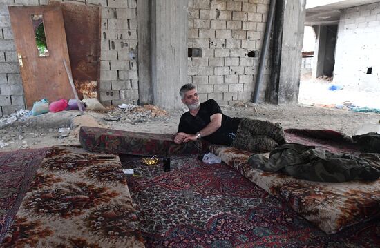 Developments on outskirts of Damascus