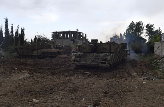 Developments on outskirts of Damascus