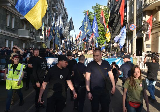 Ukraine's nationalists march in Odessa