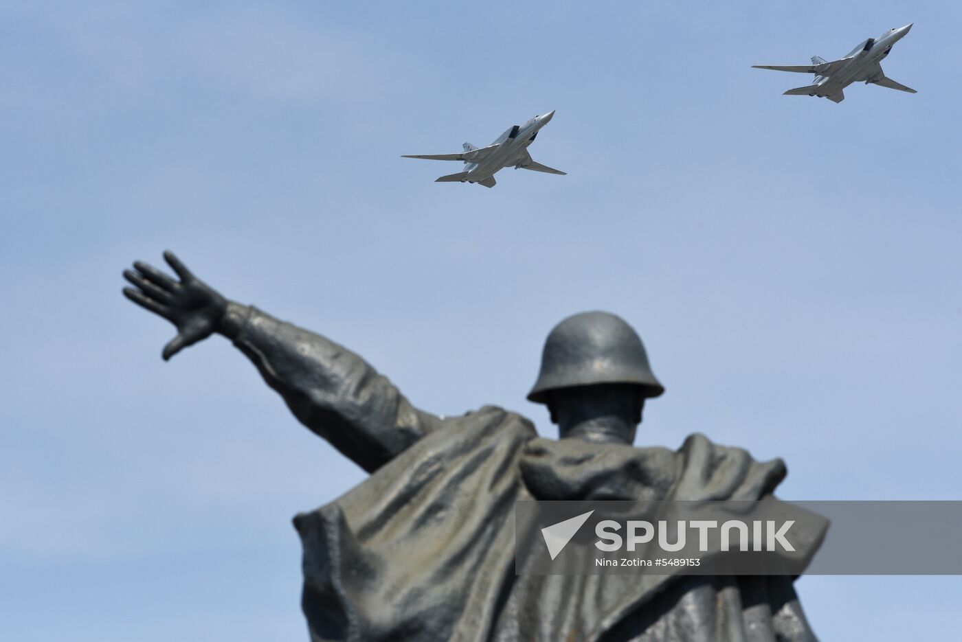 Rehearsal of Victory Day Parade flyovers