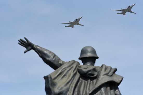 Rehearsal of Victory Day Parade flyovers