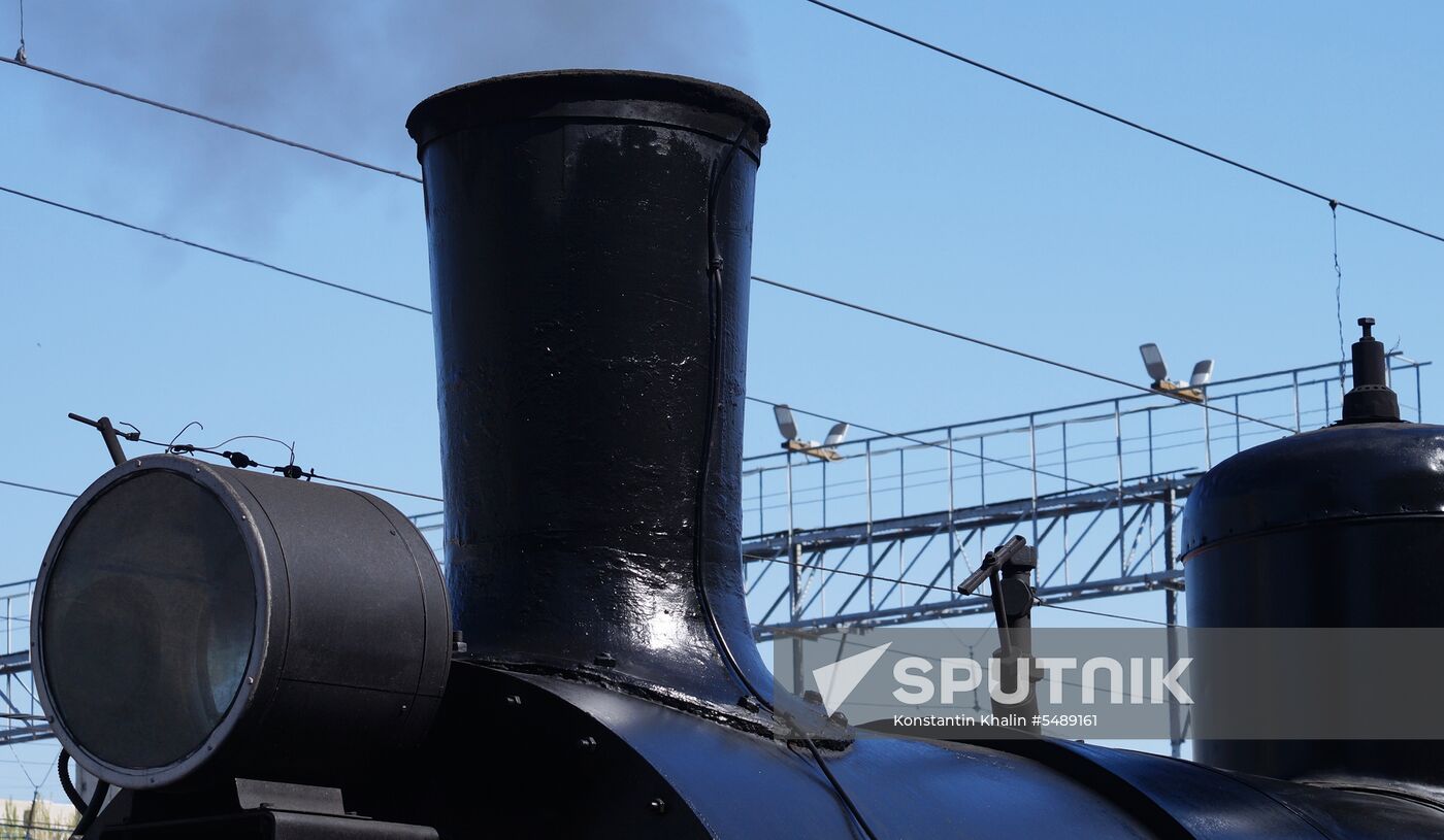 Arrival of Military Echelon retro train in Saratov