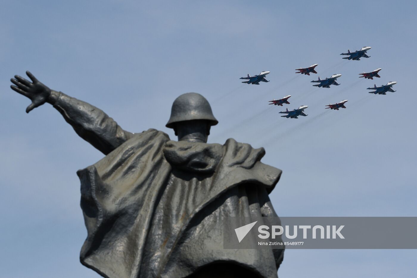 Rehearsal of Victory Day Parade flyovers