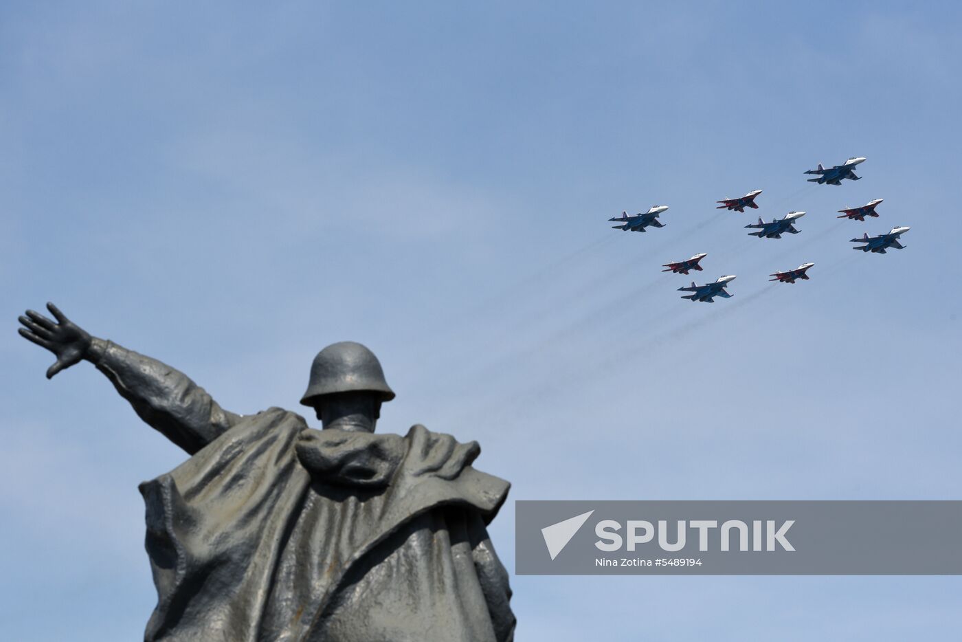 Rehearsal of Victory Day Parade flyovers