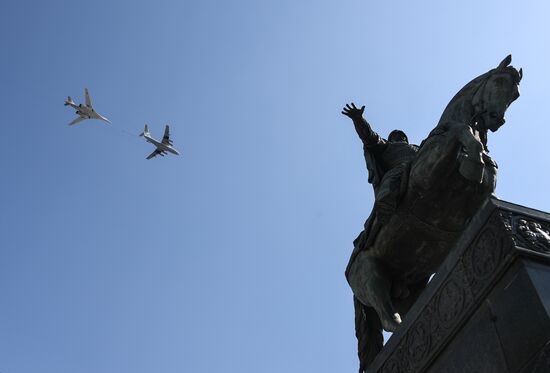Rehearsal of Victory Day Parade flyovers