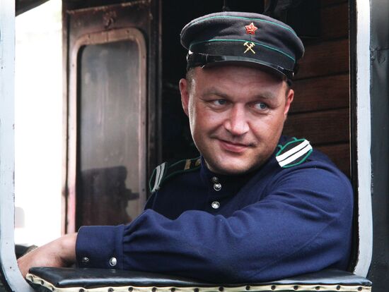 Arrival of Military Echelon retro train in Saratov