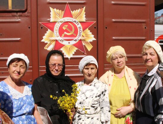 Arrival of Military Echelon retro train in Saratov