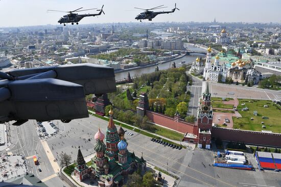 Rehearsal of Victory Day Parade flyovers