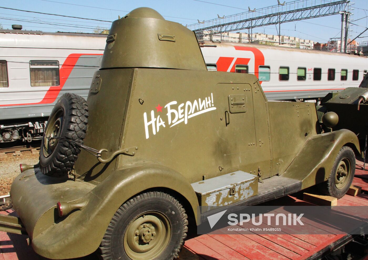 Arrival of Military Echelon retro train in Saratov