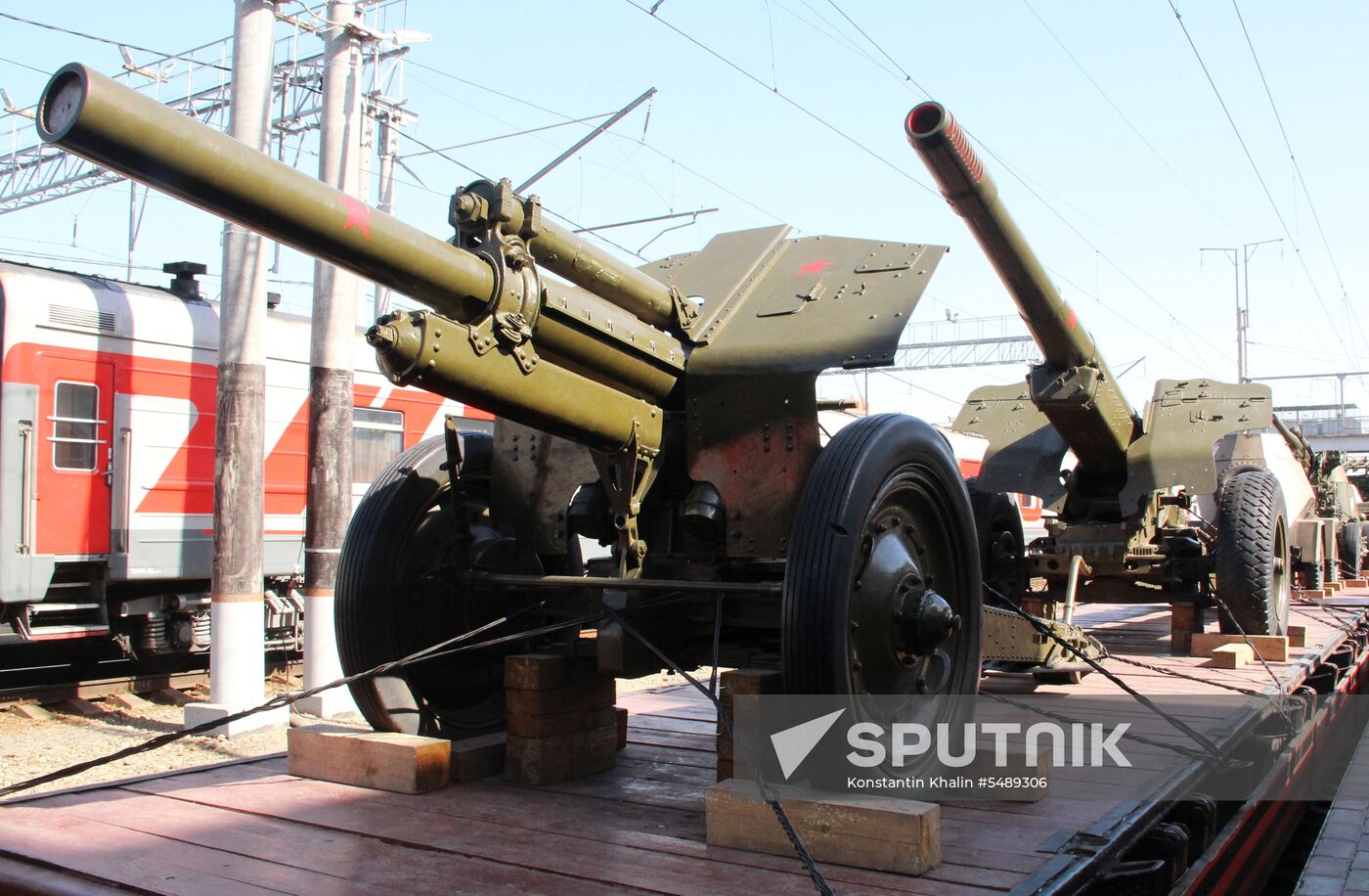 Arrival of Military Echelon retro train in Saratov
