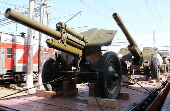 Arrival of Military Echelon retro train in Saratov