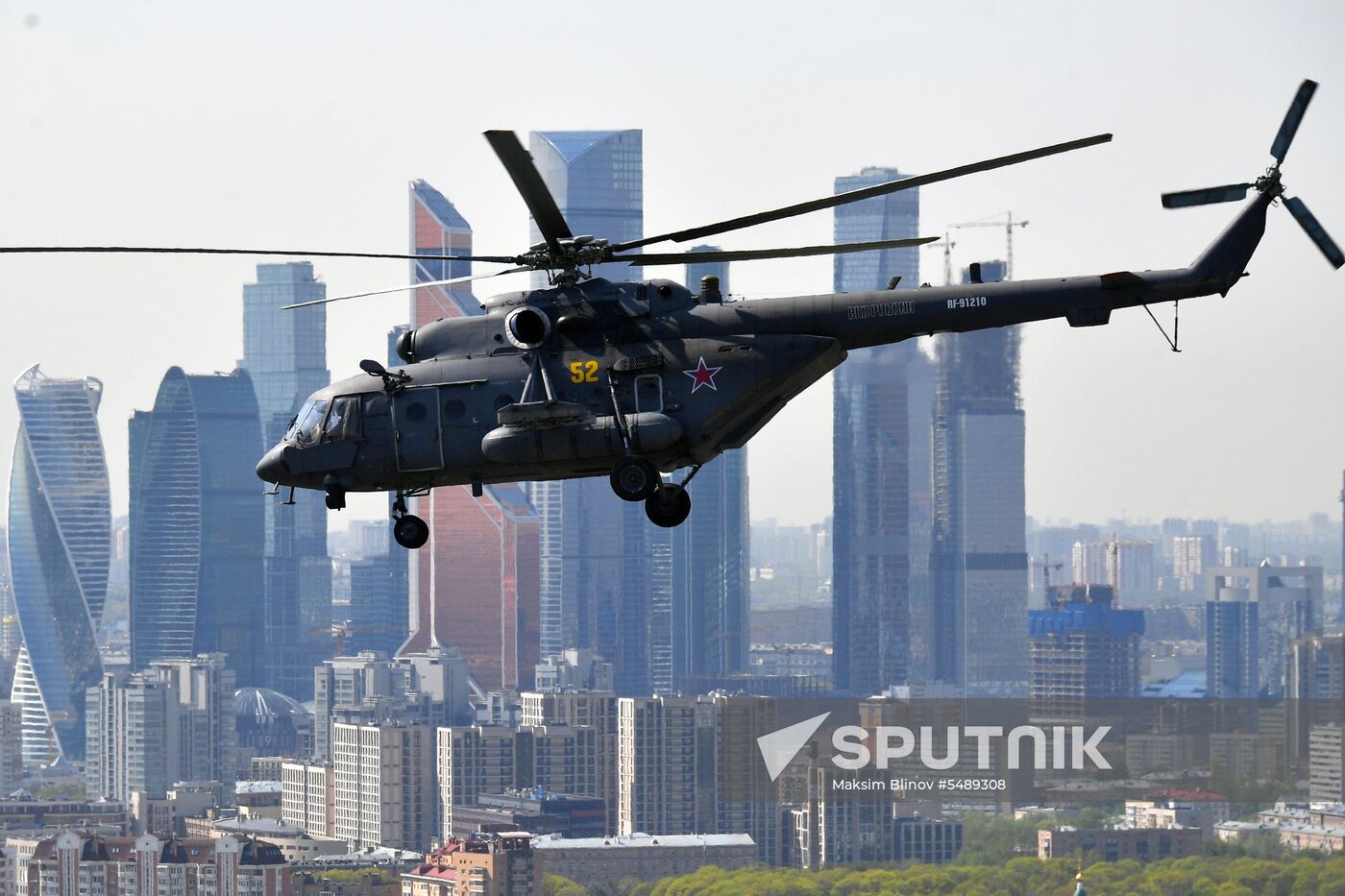 Rehearsal of Victory Day Parade flyovers