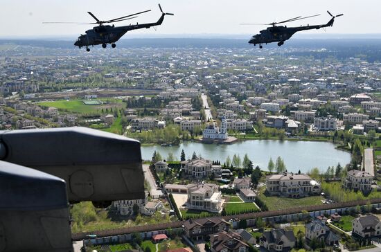 Rehearsal of Victory Day Parade flyovers