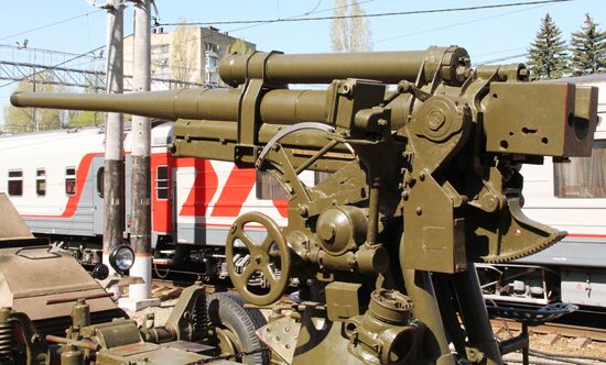 Arrival of Military Echelon retro train in Saratov