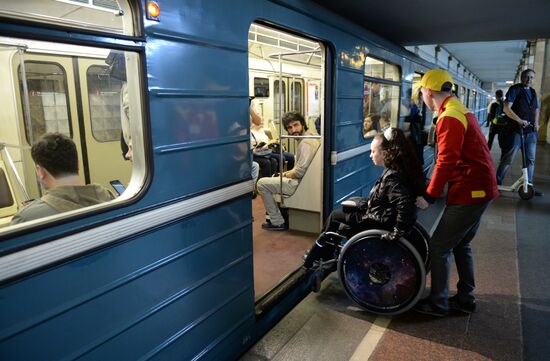 New stair lifts in Moscow Metro for people with disabilities