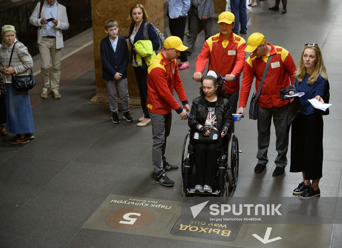 New stair lifts in Moscow Metro for people with disabilities