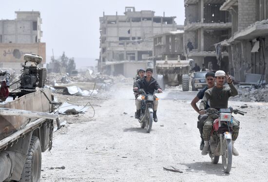 Developments near Yarmouk refugee camp in southern outskirts of Damascus
