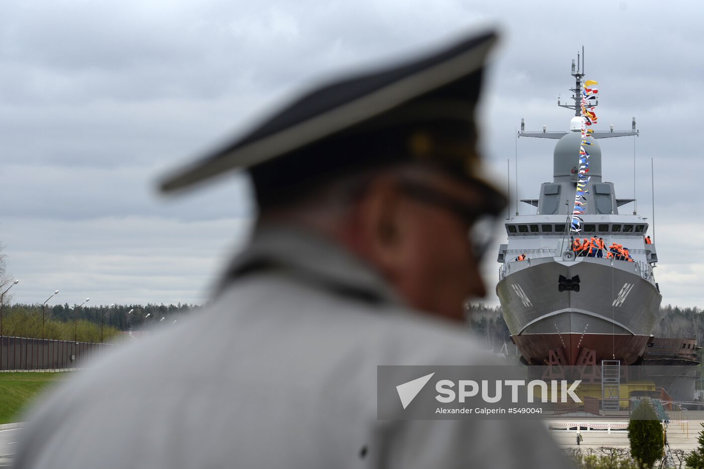 Shkval missile ship floated out in St. Petersburg