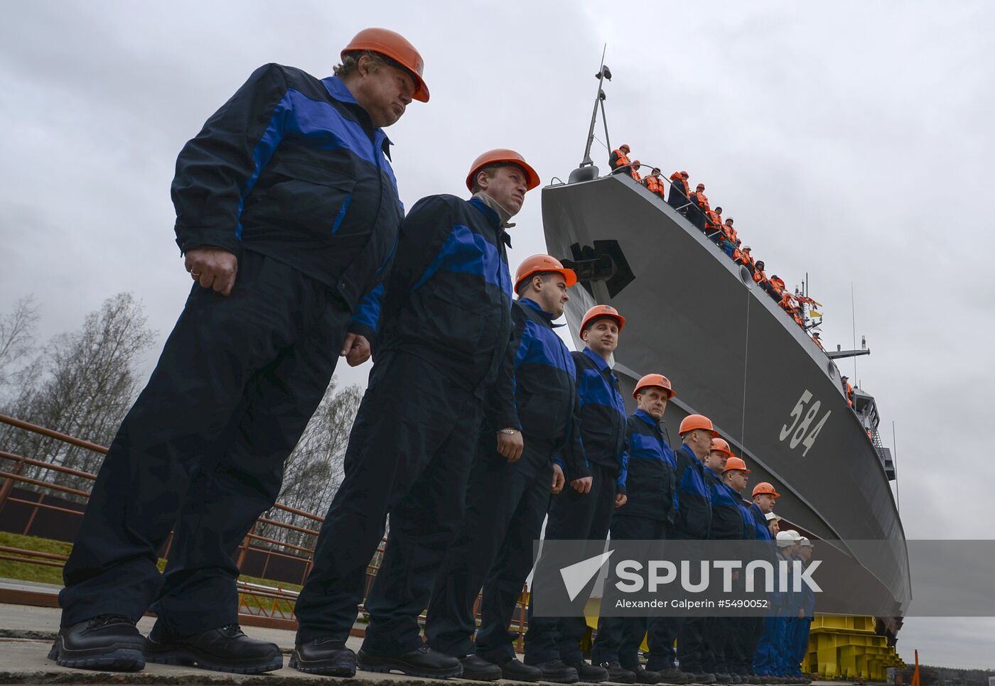 Shkval missile ship floated out in St. Petersburg