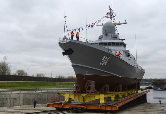 Shkval missile ship floated out in St. Petersburg