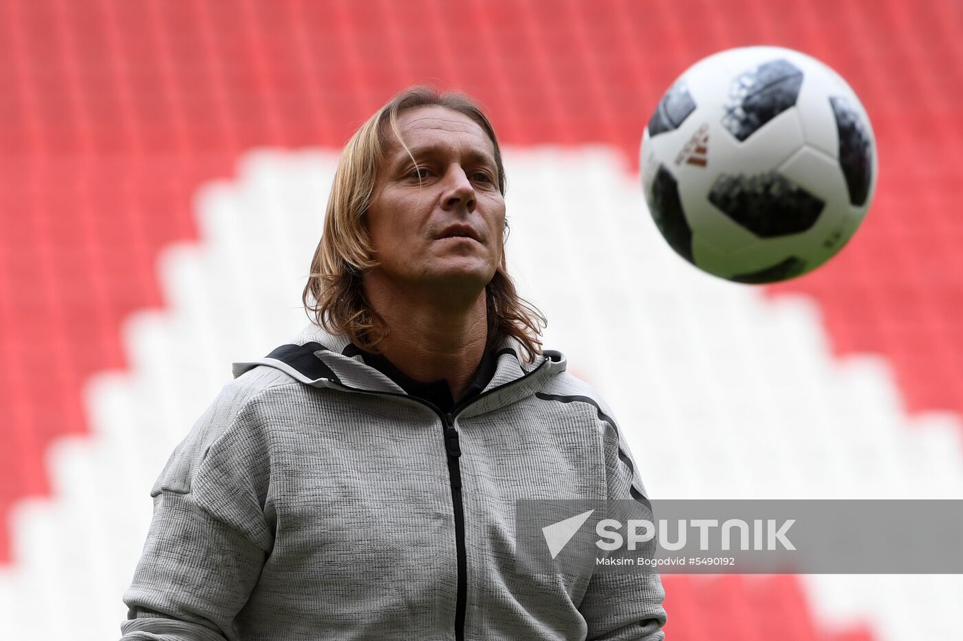 Michel Salgado visits Kazan Arena