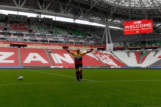 Michel Salgado visits Kazan Arena